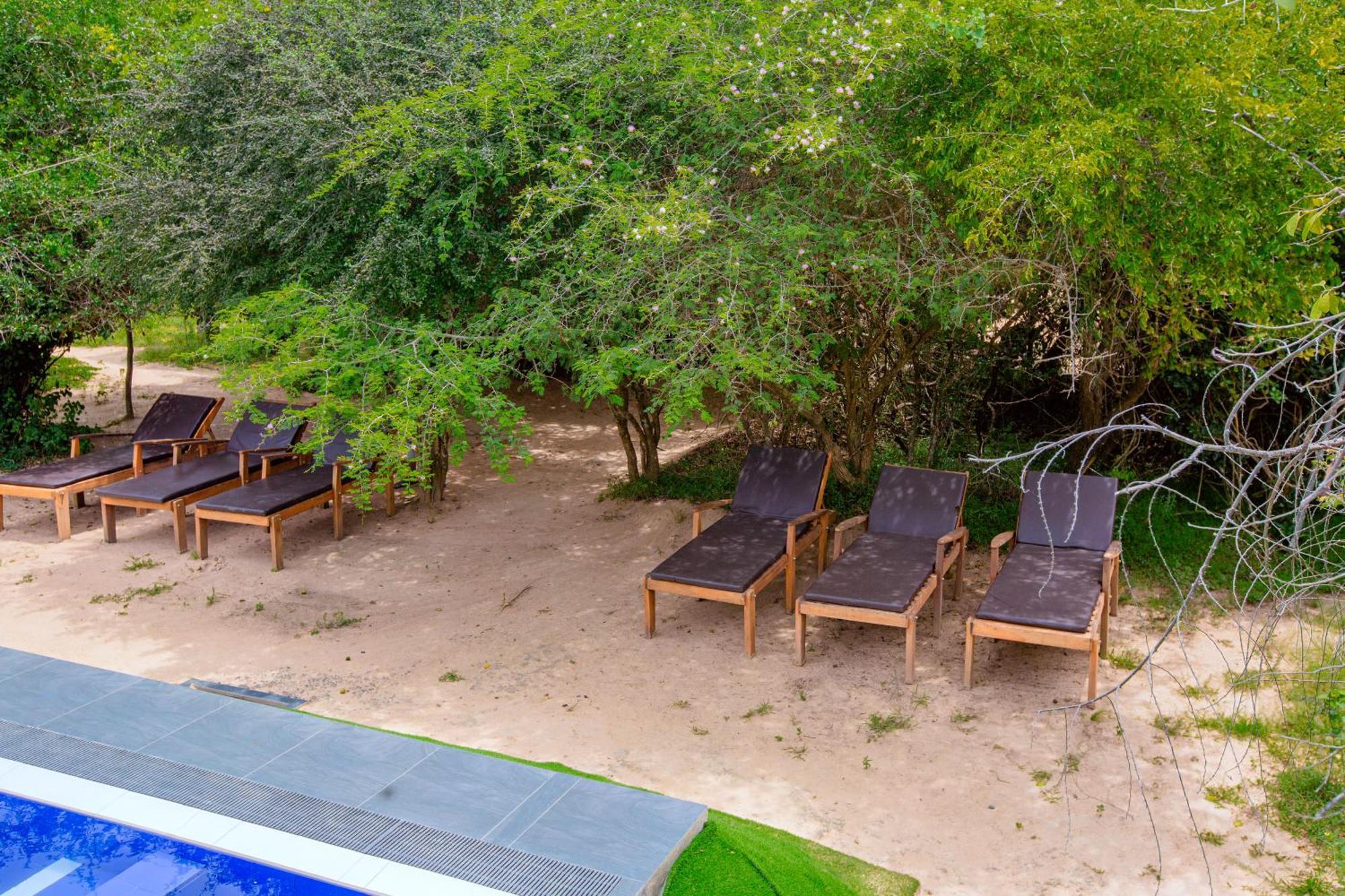 Lowin Yala Exterior photo