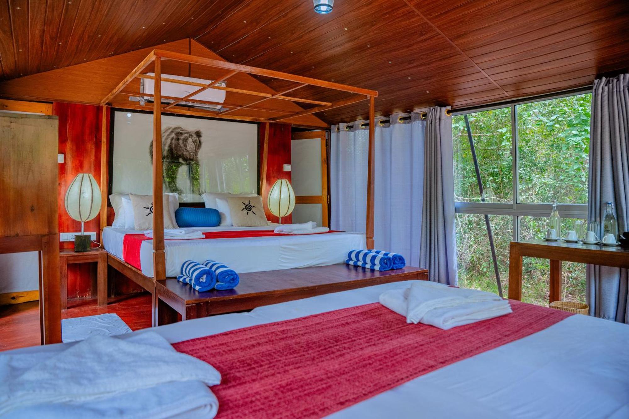 Lowin Yala Exterior photo
